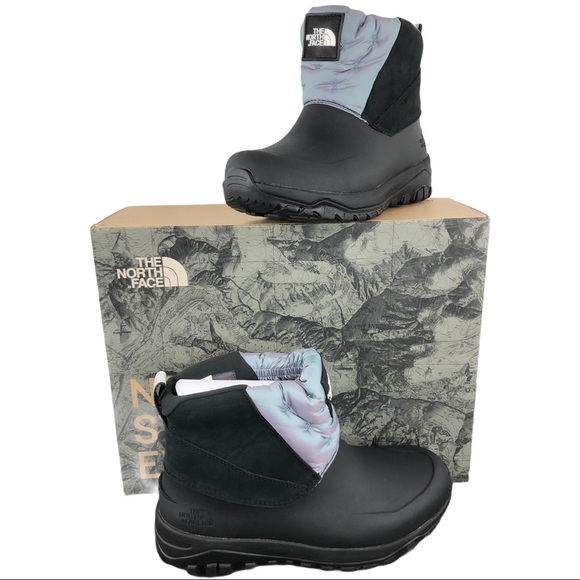 🆕 The North Face Yukonia Iridescent Snow Boots